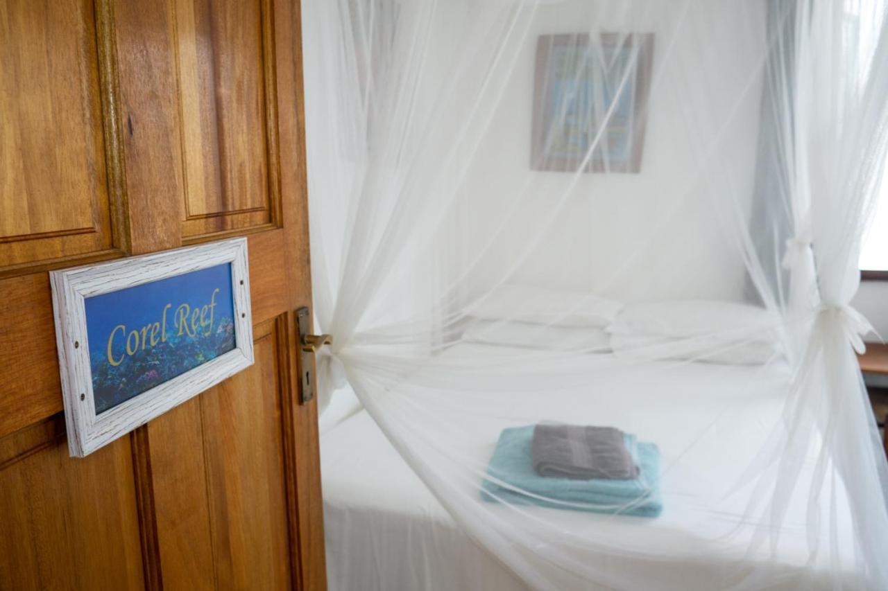 C-Mew Guest House Praia do Praia do Tofo Buitenkant foto